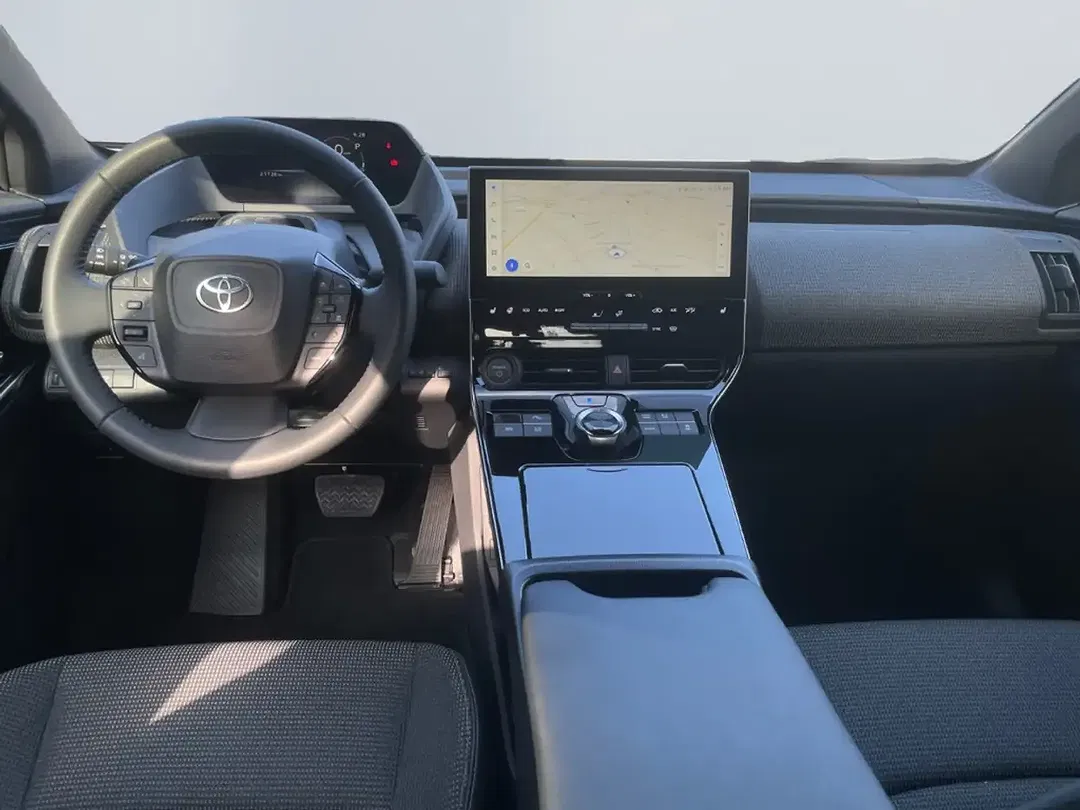 Toyota bZ4X - Thumbnail 12