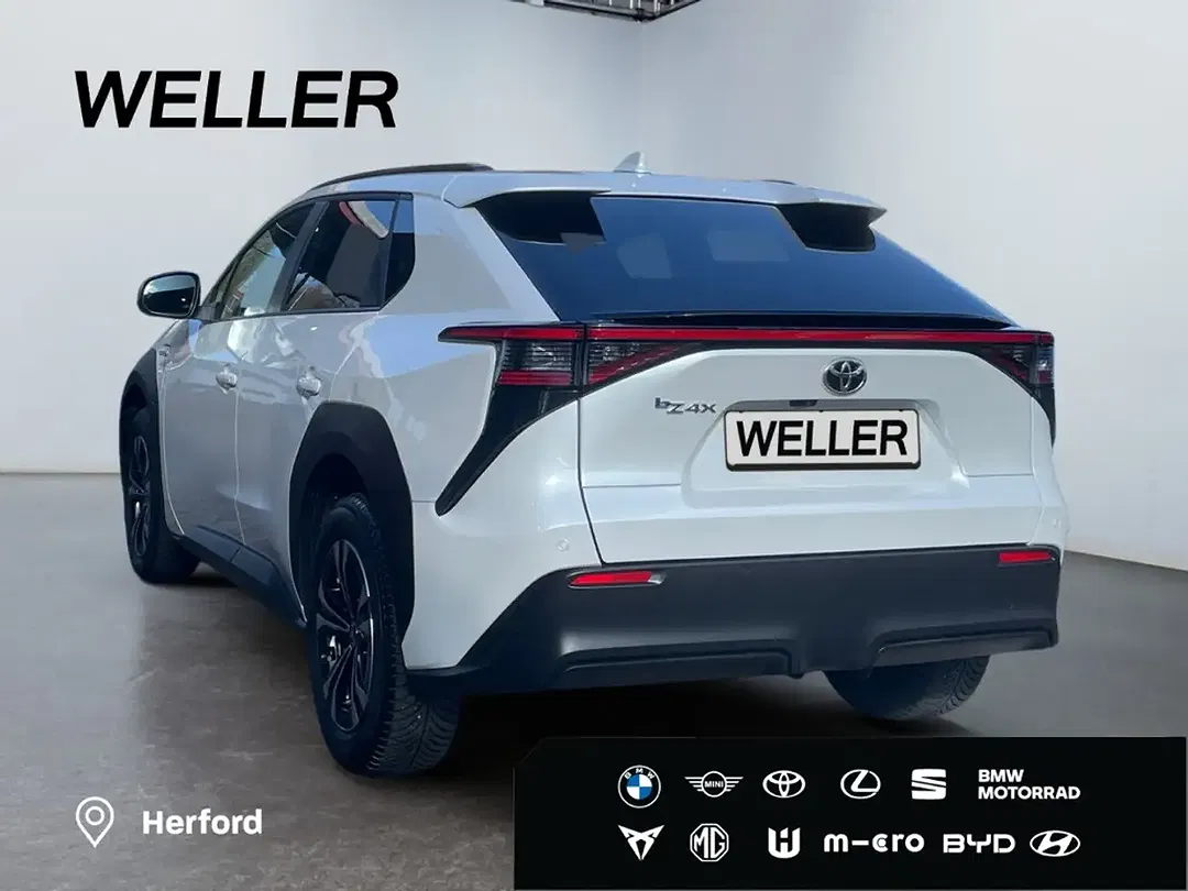 Toyota bZ4X - Thumbnail 7
