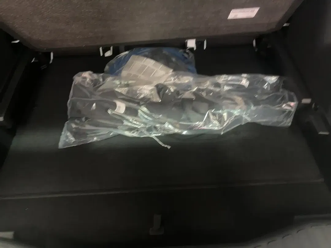 Ford Explorer Premium - Thumbnail 13