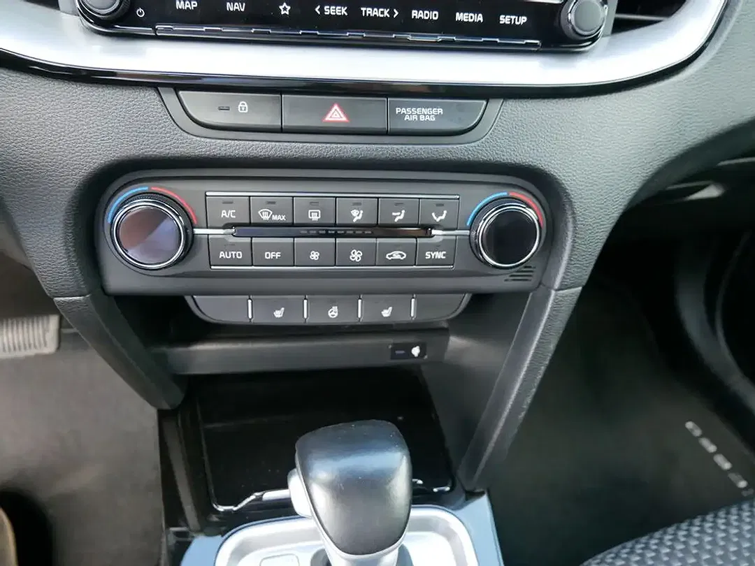 Kia XCeed 1.6 CRDi DCT Gold - Thumbnail 13