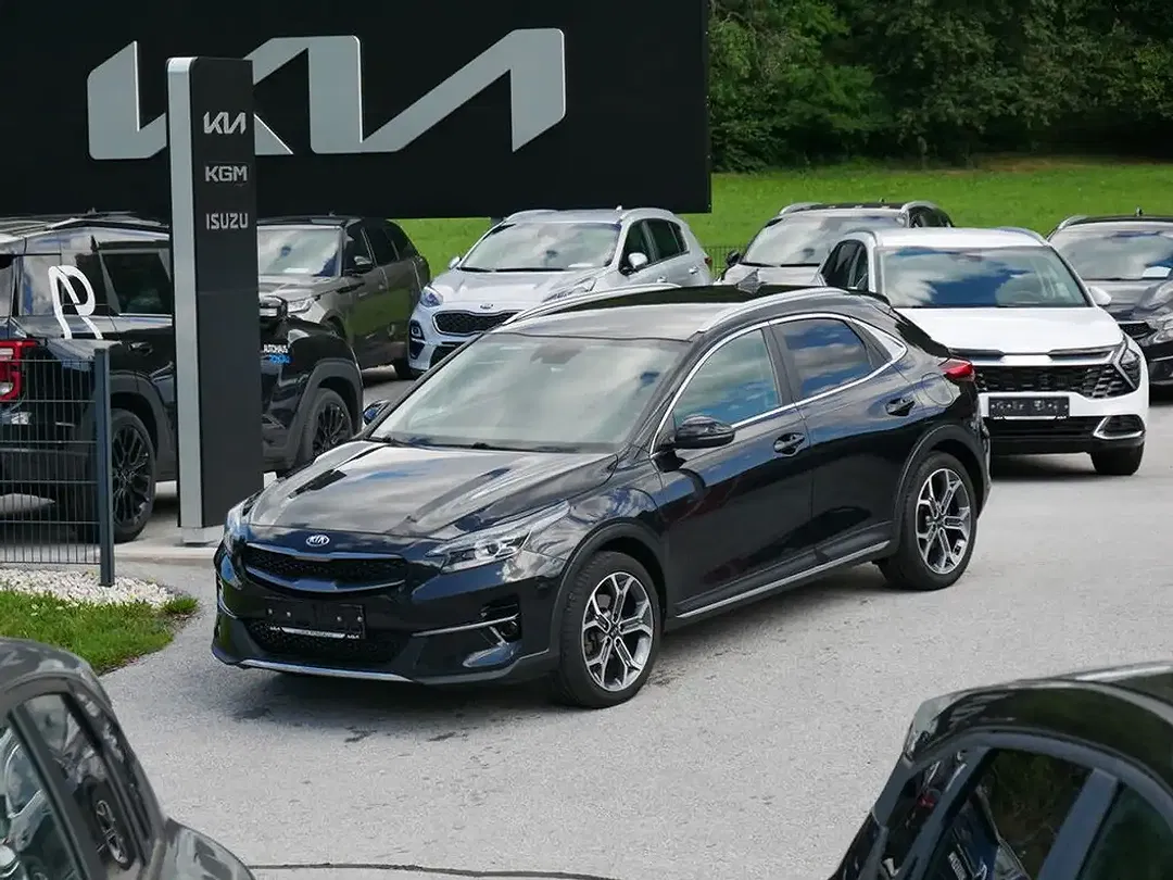 Kia XCeed 1.6 CRDi DCT Gold - Thumbnail 2