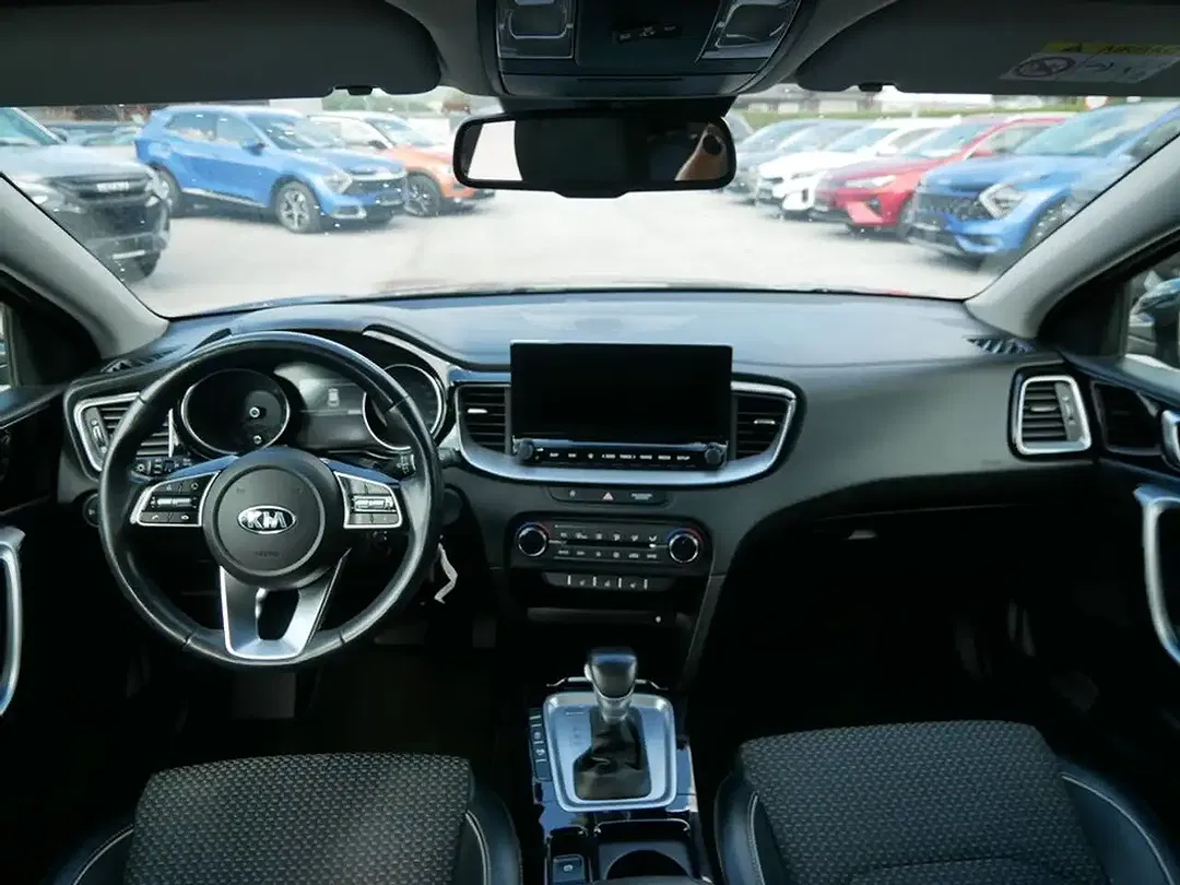 Kia XCeed 1.6 CRDi DCT Gold - Thumbnail 8