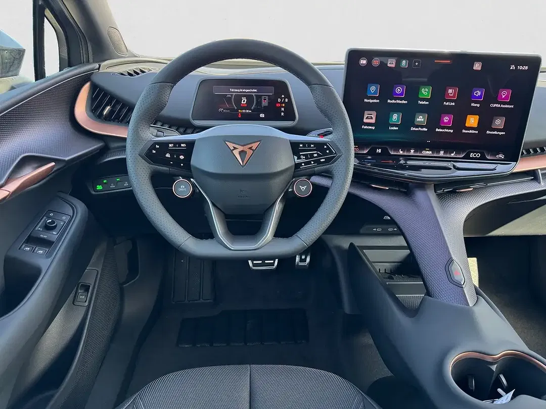 CUPRA Tavascan - Thumbnail 10
