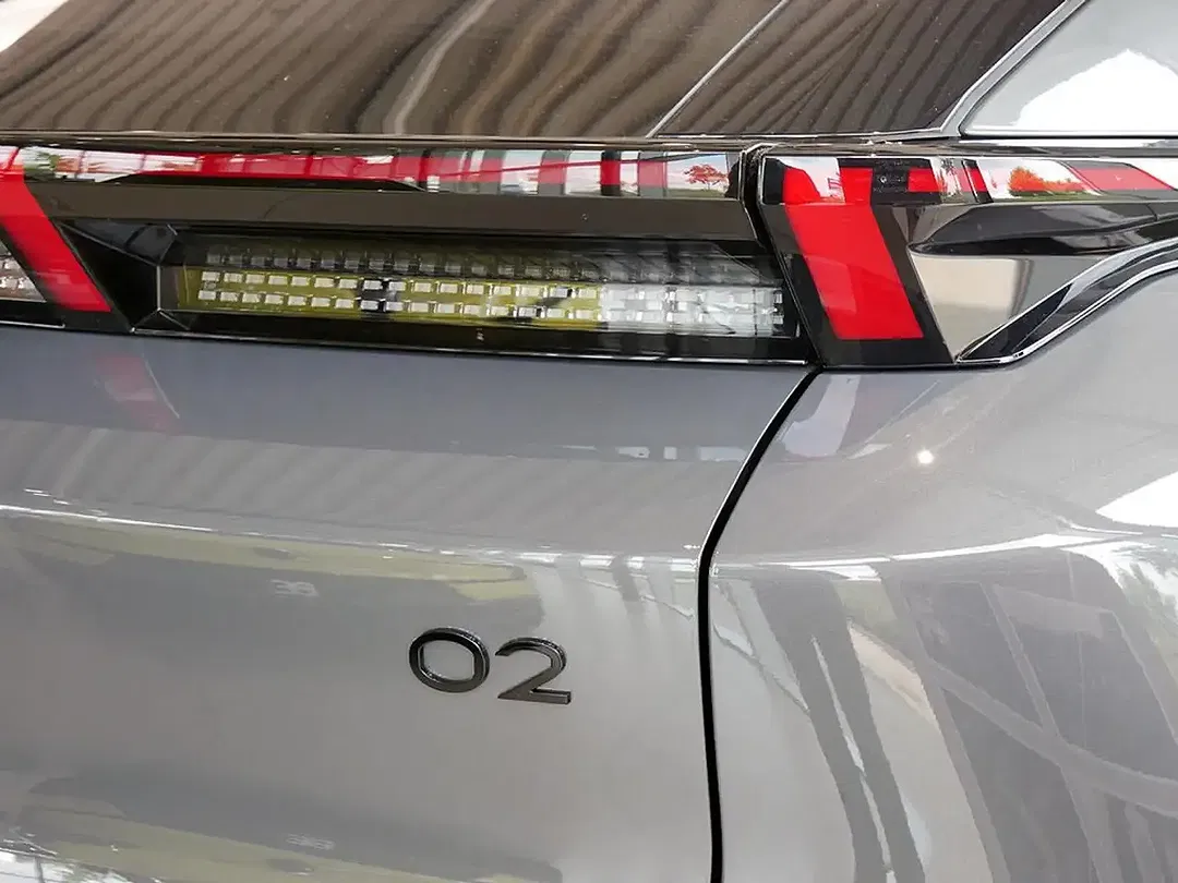 Lynk & Co 02 - Thumbnail 5