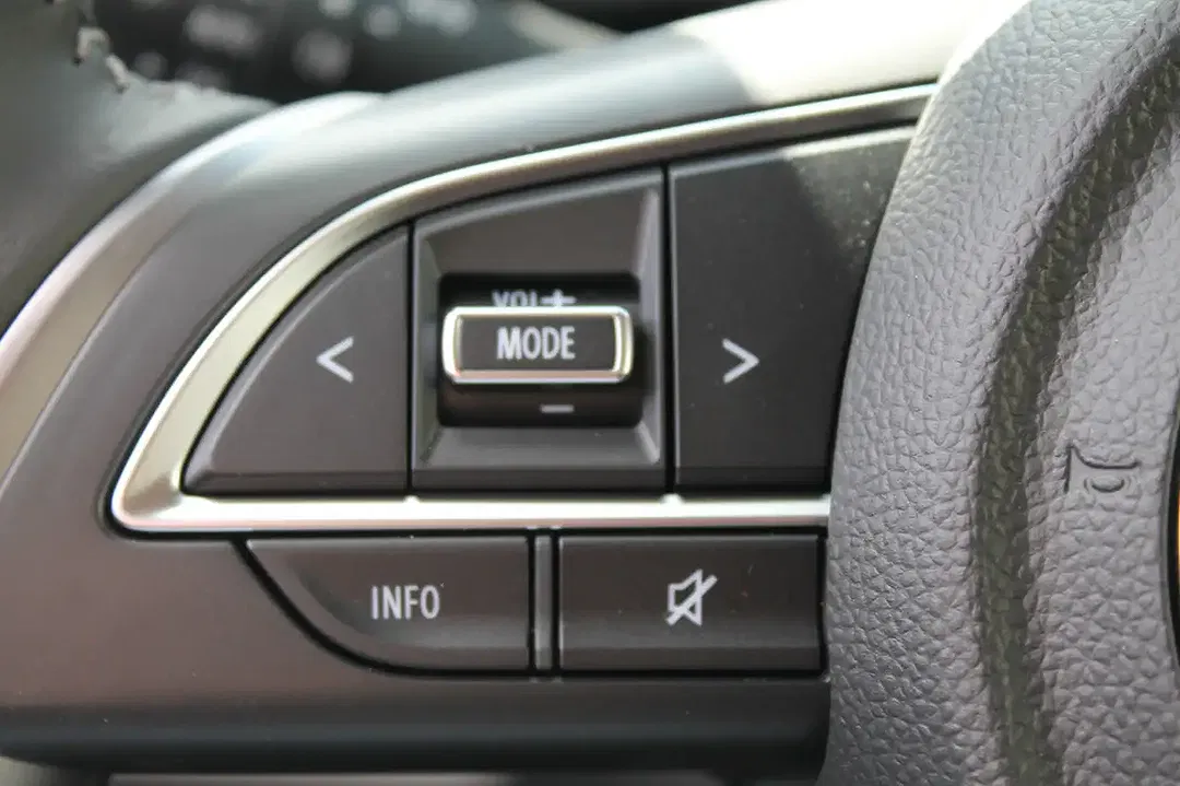 Suzuki Swift Hybrid 1.2 Comfort+ - Thumbnail 6