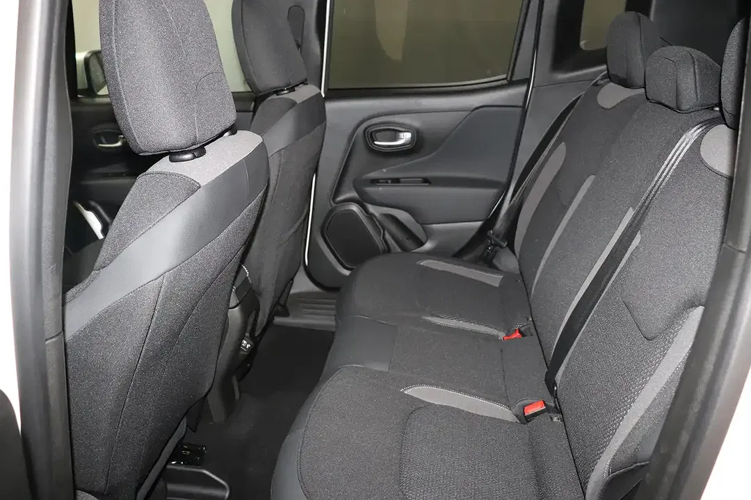 Jeep Renegade 1.5 T4 e-Hybrid Limited - Thumbnail 9