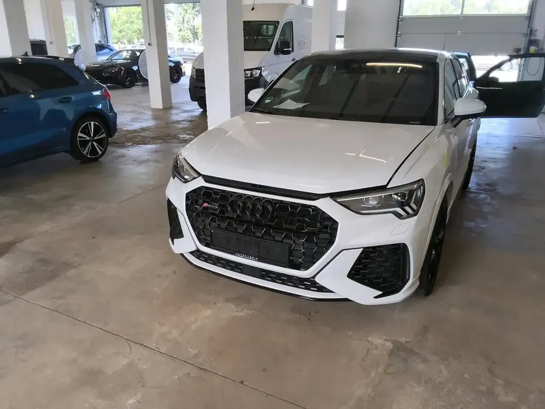 Audi RS Q3 2.5 TFSI Matrix LED Sportback - foto 1