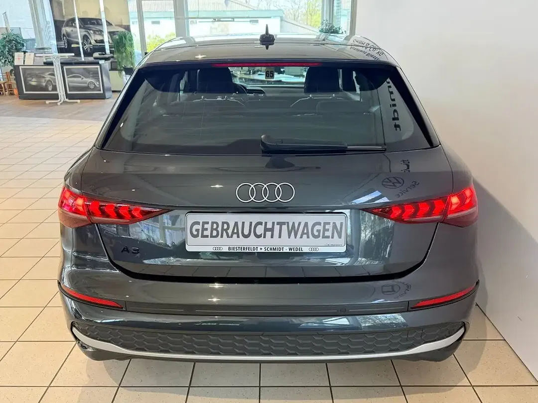 Audi A3 35 1.5 TFSI Sportback - Thumbnail 3