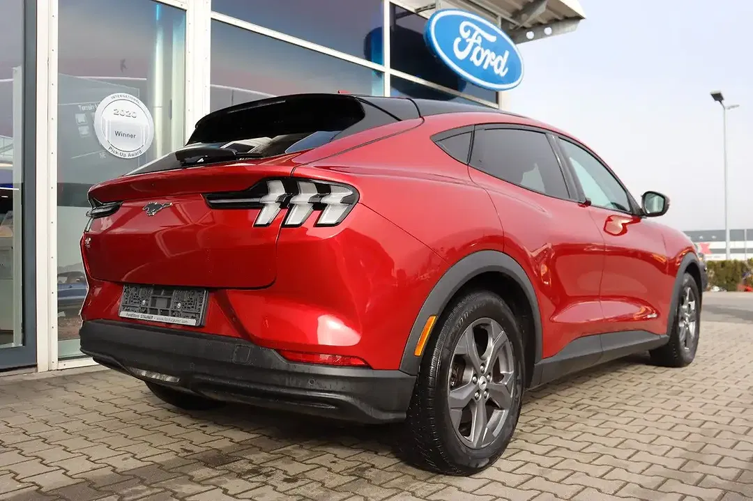 Ford Mustang Mach-E - Thumbnail 12