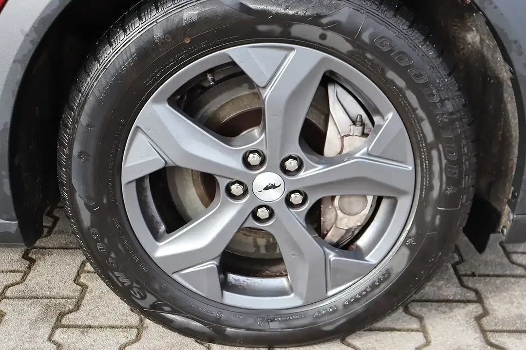 Ford Mustang Mach-E - Thumbnail 13