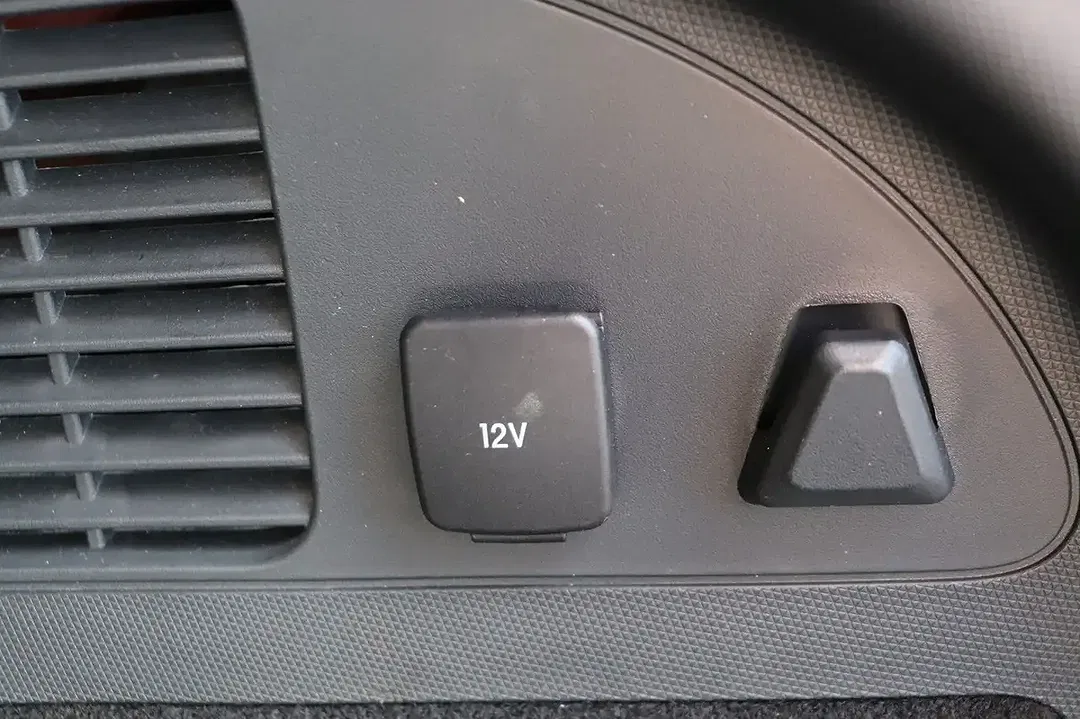 Ford Mustang Mach-E - Thumbnail 7