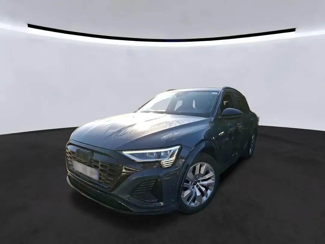 Audi SQ8 e-tron - foto 2