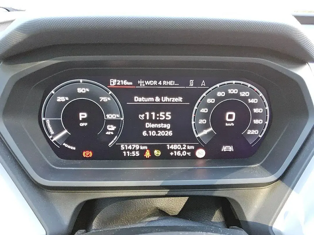 Audi Q4 e-tron 40 - Thumbnail 7