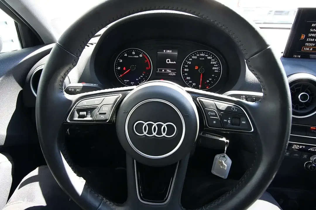 Audi A3 30 TFSI Sportback Base - foto 13