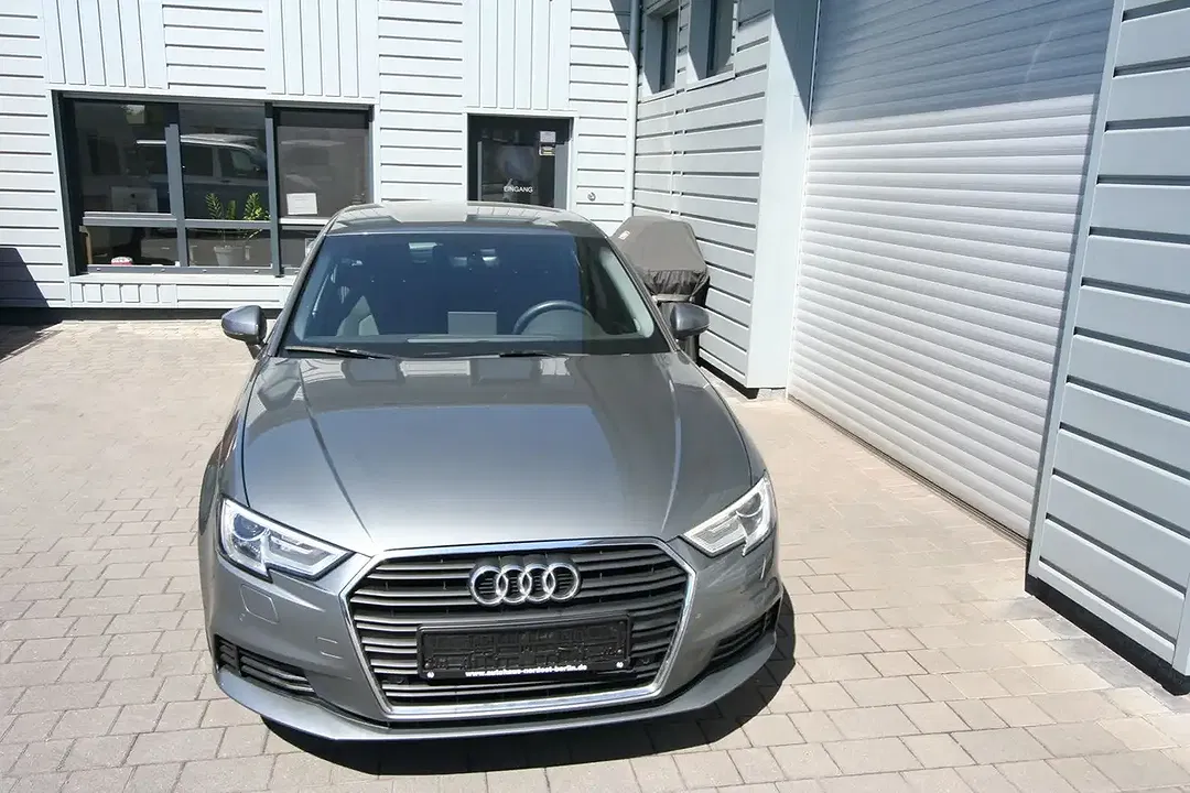 Audi A3 30 TFSI Sportback Base - foto 2