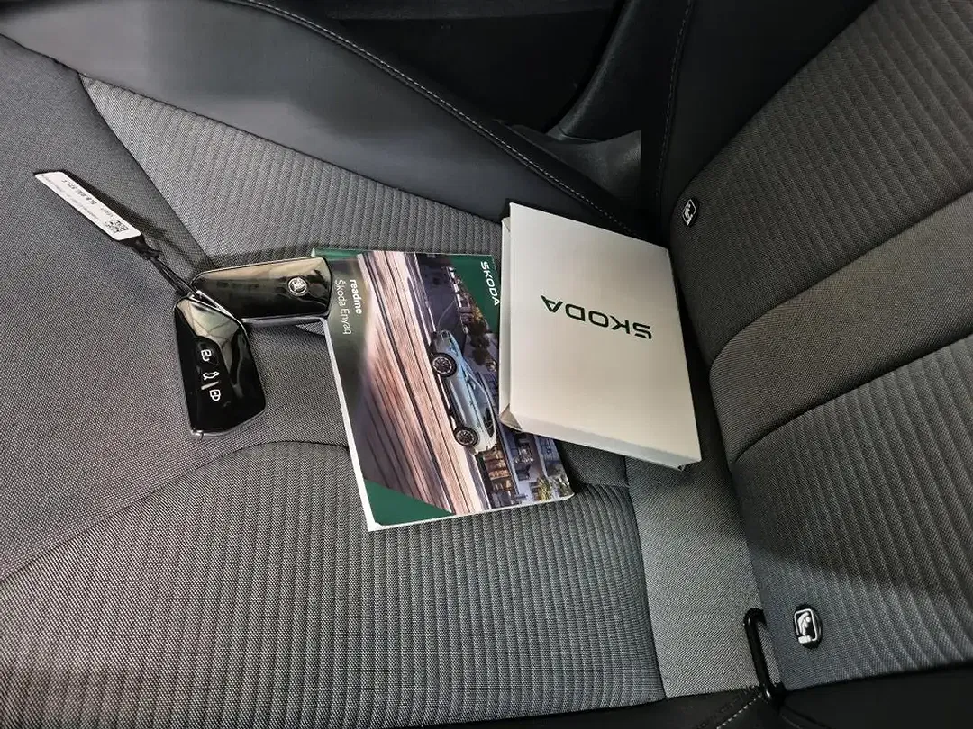 Skoda Enyaq 85 Loft - Thumbnail 14