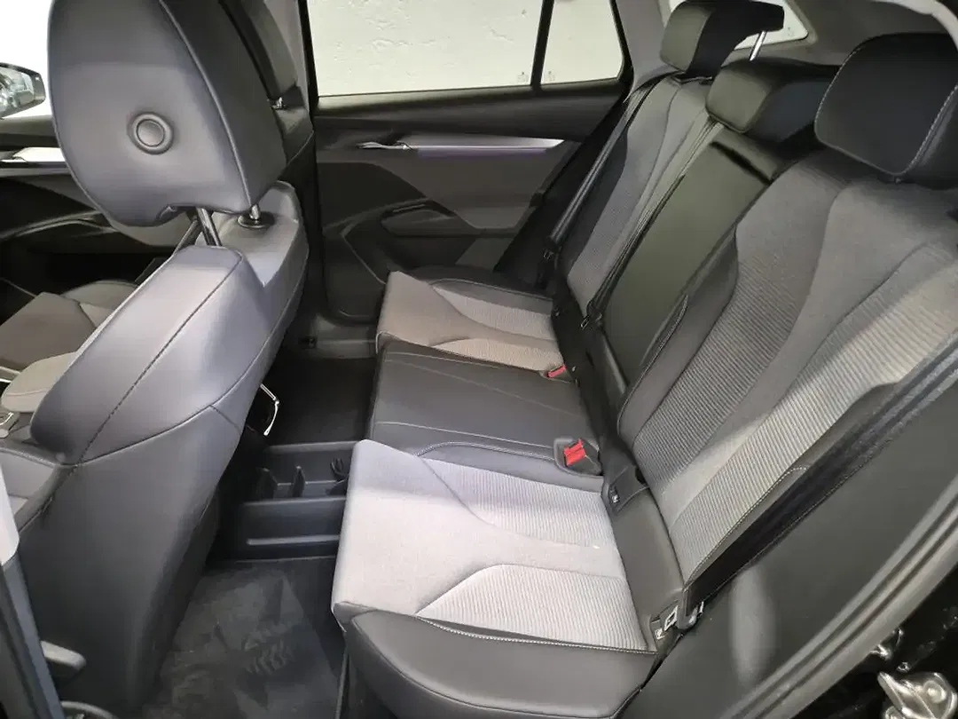 Skoda Enyaq 85 Loft - Thumbnail 16