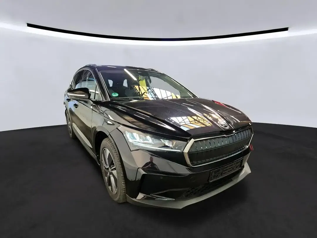 Skoda Enyaq 85 Loft - Thumbnail 2