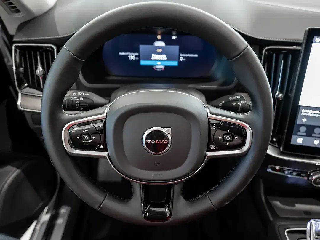 Volvo XC90 T8 PHEV Hybrid AWD Recharge Plus Dark - Thumbnail 10