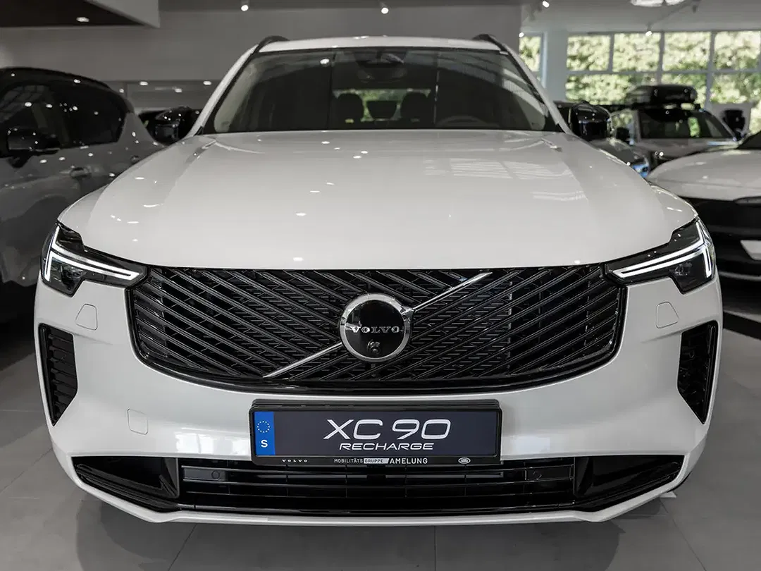 Volvo XC90 T8 PHEV Hybrid AWD Recharge Plus Dark - Thumbnail 3
