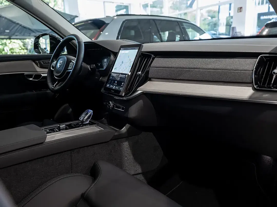 Volvo XC90 T8 PHEV Hybrid AWD Recharge Plus Dark - Thumbnail 5