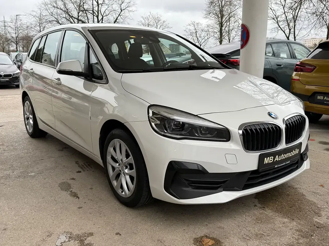 BMW 218 - foto 2