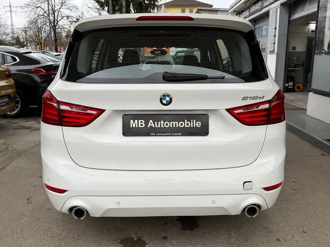BMW 218 - Thumbnail 3
