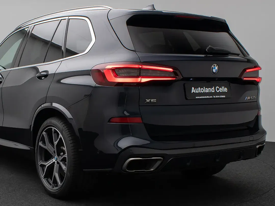 BMW X5 M - Thumbnail 9