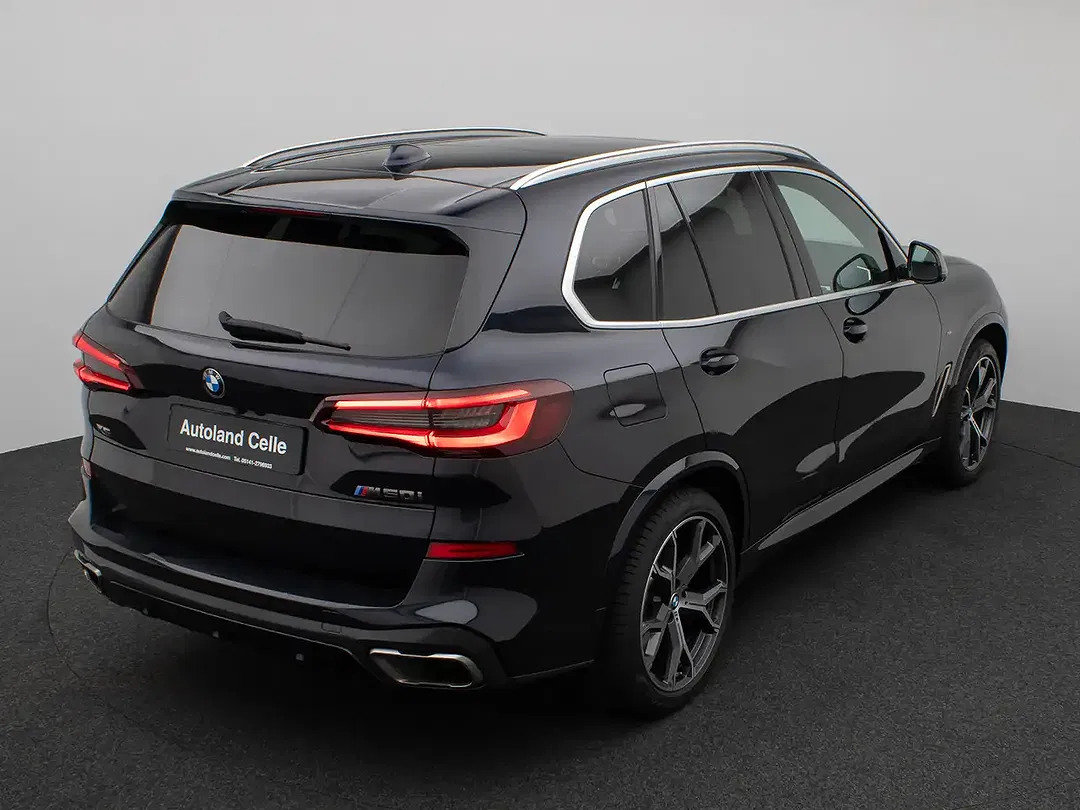 BMW X5 M - Thumbnail 4