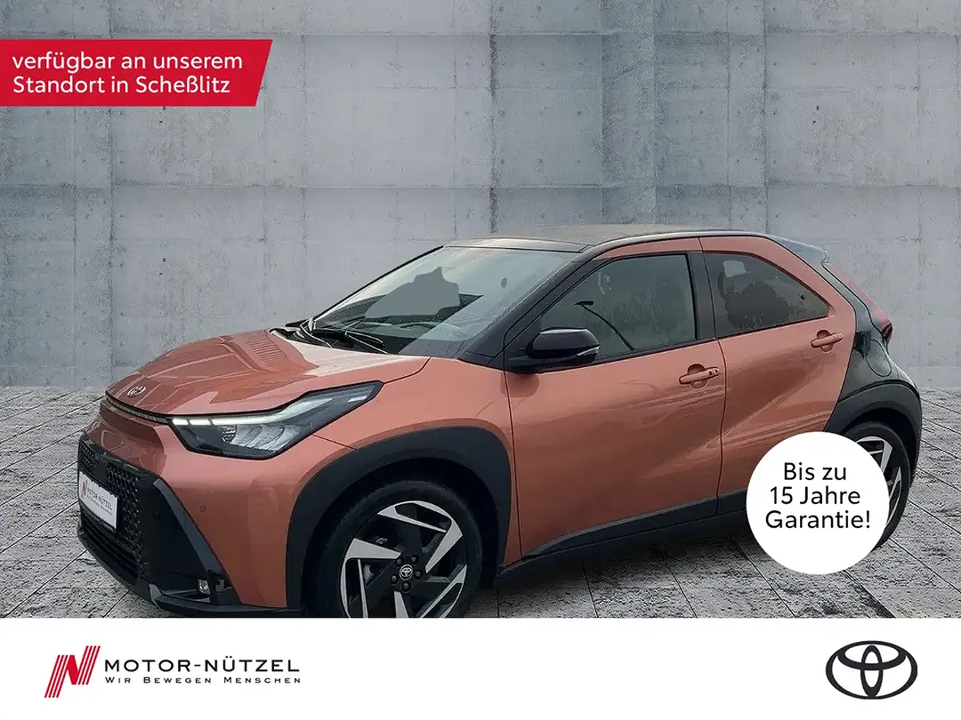 Toyota Aygo X 1.5 Hybrid Lounge - Thumbnail 1