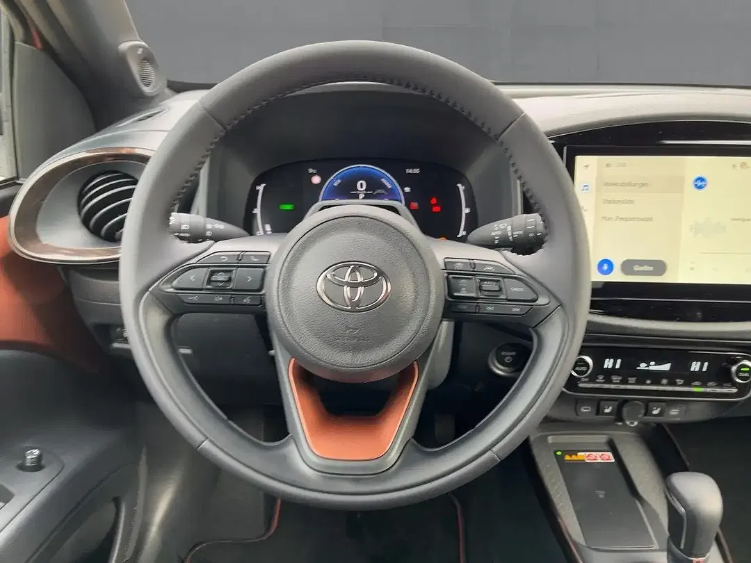 Toyota Aygo X 1.5 Hybrid Lounge - Thumbnail 10