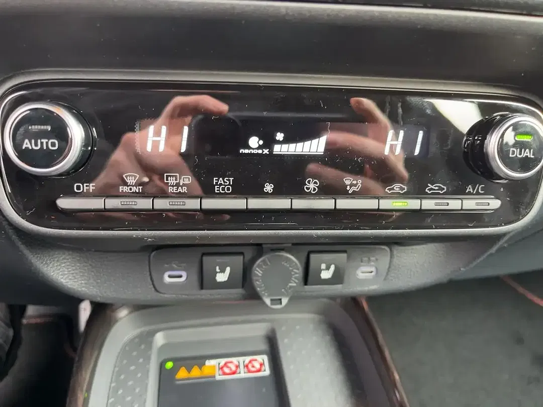 Toyota Aygo X 1.5 Hybrid Lounge - Thumbnail 15