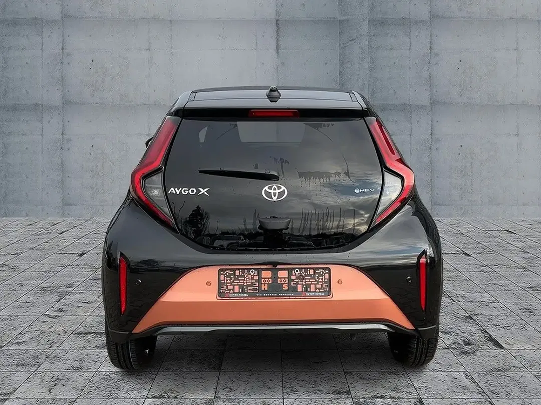 Toyota Aygo X 1.5 Hybrid Lounge - Thumbnail 5