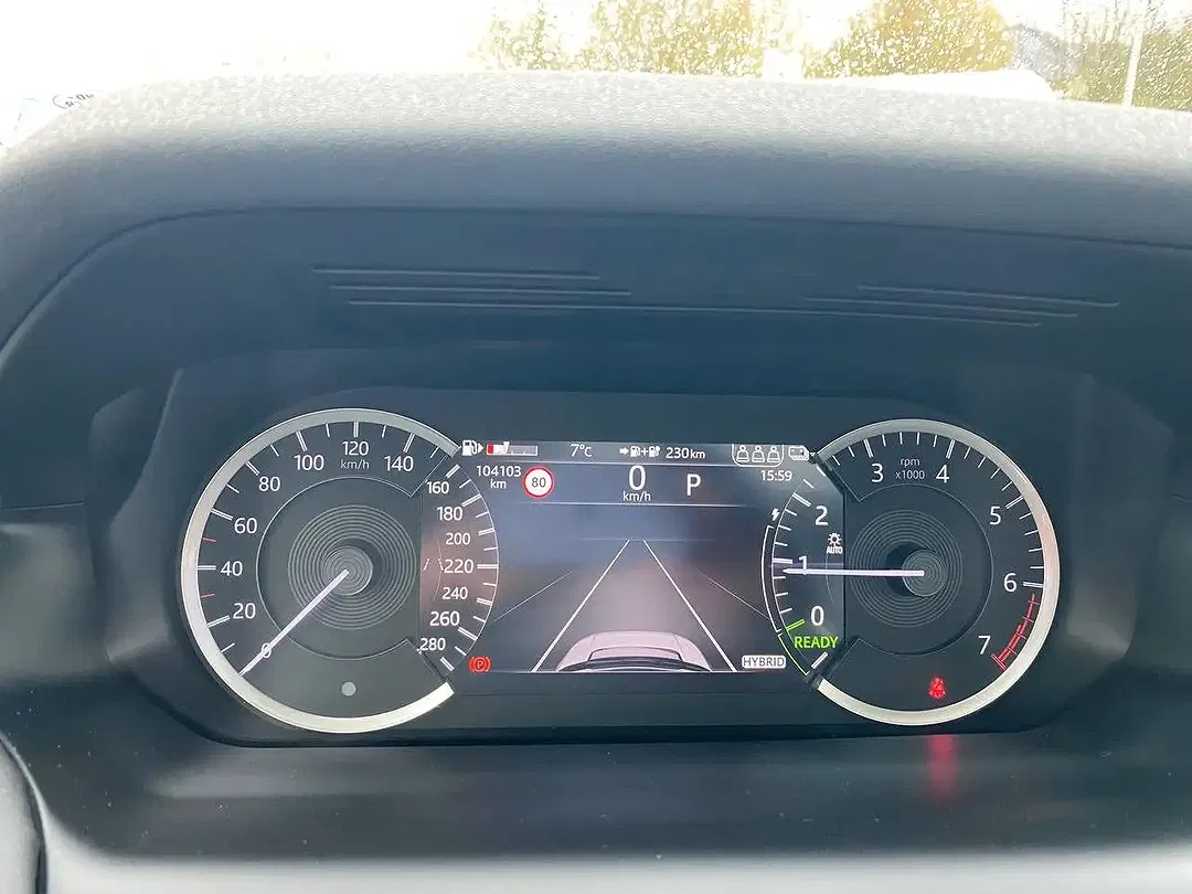 Land Rover Discovery Sport 4x4 PHEV R-Dynamic - Thumbnail 13