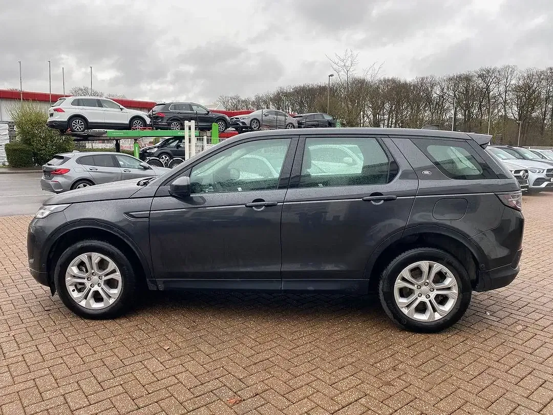 Land Rover Discovery Sport 4x4 PHEV R-Dynamic - Thumbnail 8