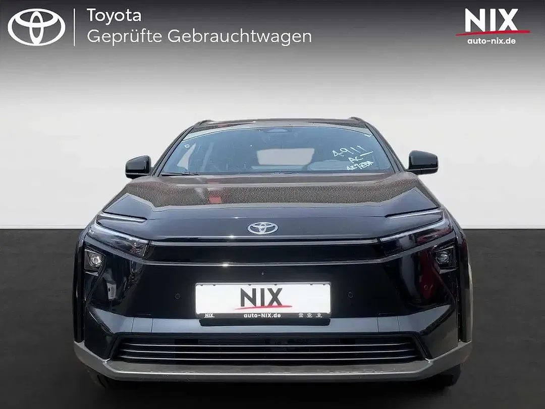 Toyota bZ4X Teamplayer - Thumbnail 5