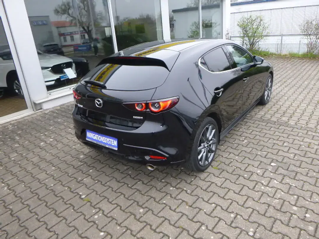 Mazda 3 2.0 SKYACTIV-X MHEV Selection Design - Thumbnail 4