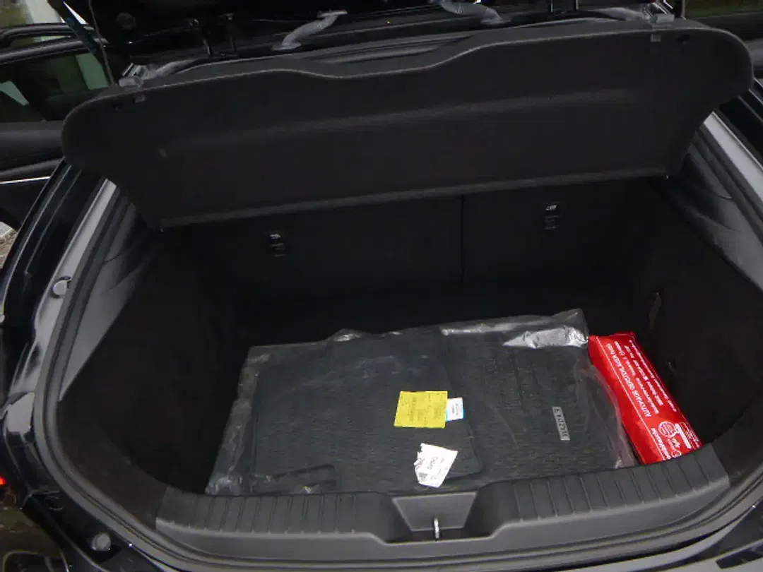 Mazda 3 2.0 SKYACTIV-X MHEV Selection Design - Thumbnail 9