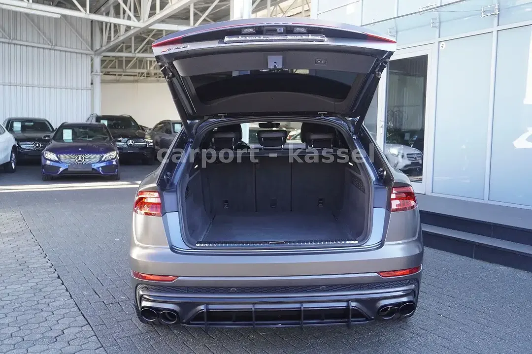Audi SQ8 4.0 TDI quattro Matrix LED - Thumbnail 8
