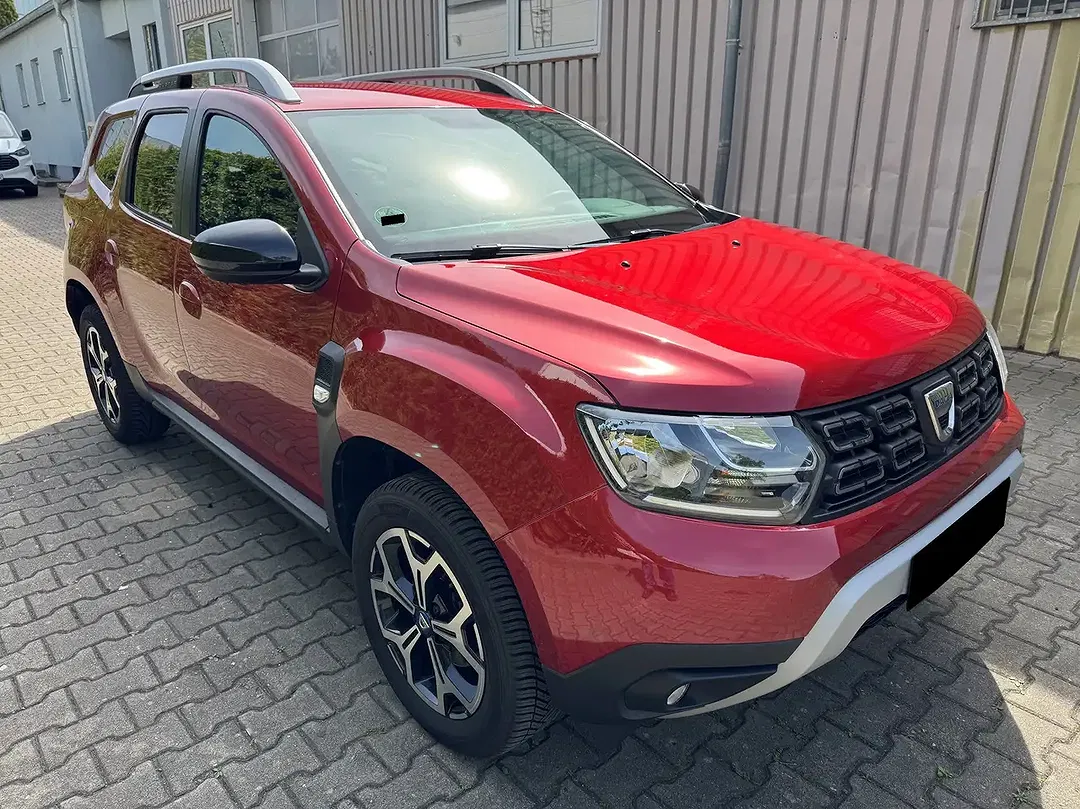 Dacia Duster Celebration - Thumbnail 4
