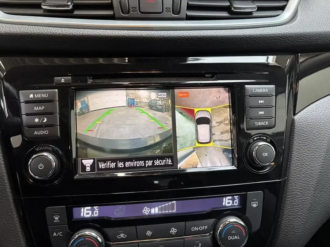 Nissan Qashqai N-Connecta - Thumbnail 11