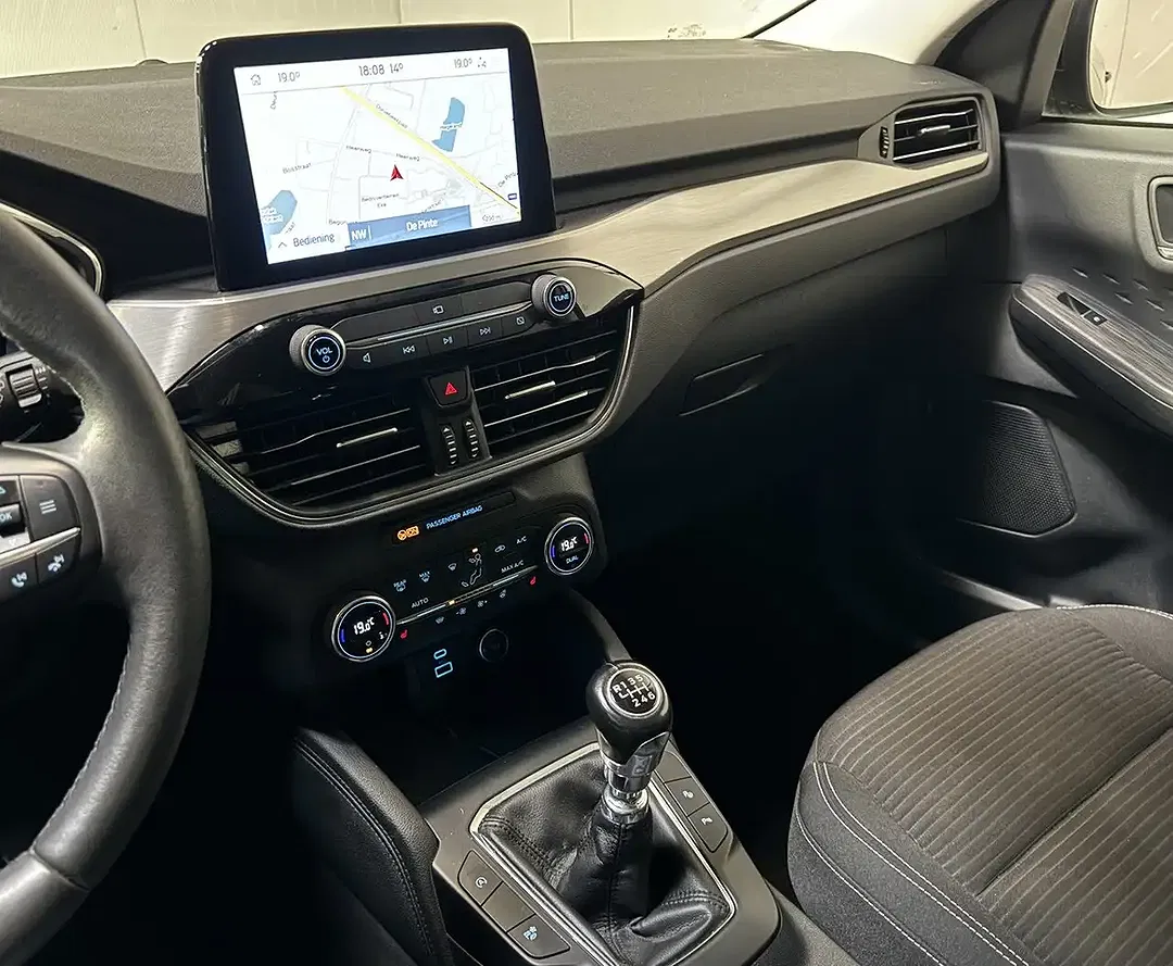 Ford Kuga 1.5 Titanium - Thumbnail 12