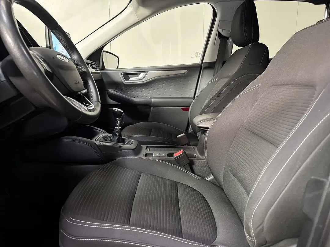 Ford Kuga 1.5 Titanium - Thumbnail 9