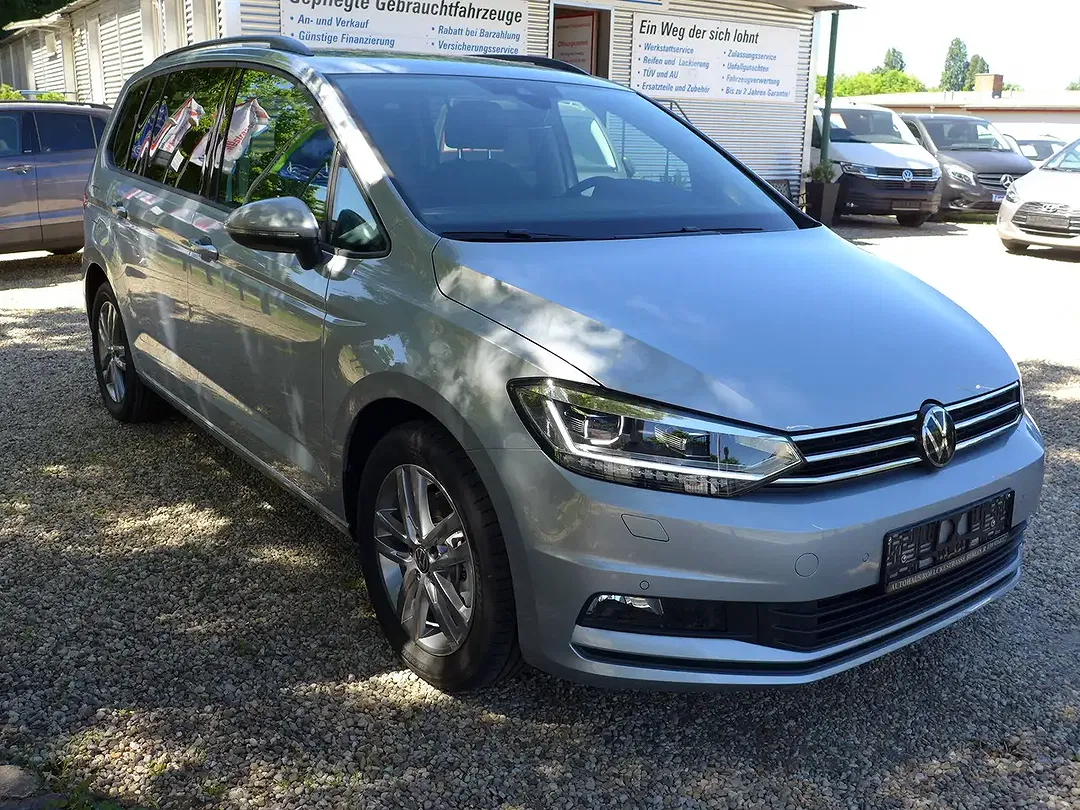 Volkswagen Touran 1.5 TSI DSG Comfortline - Thumbnail 3