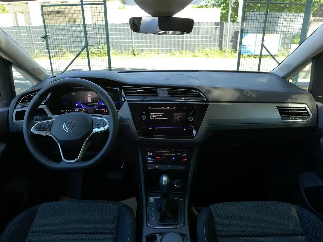 Volkswagen Touran 1.5 TSI DSG Comfortline - Thumbnail 5