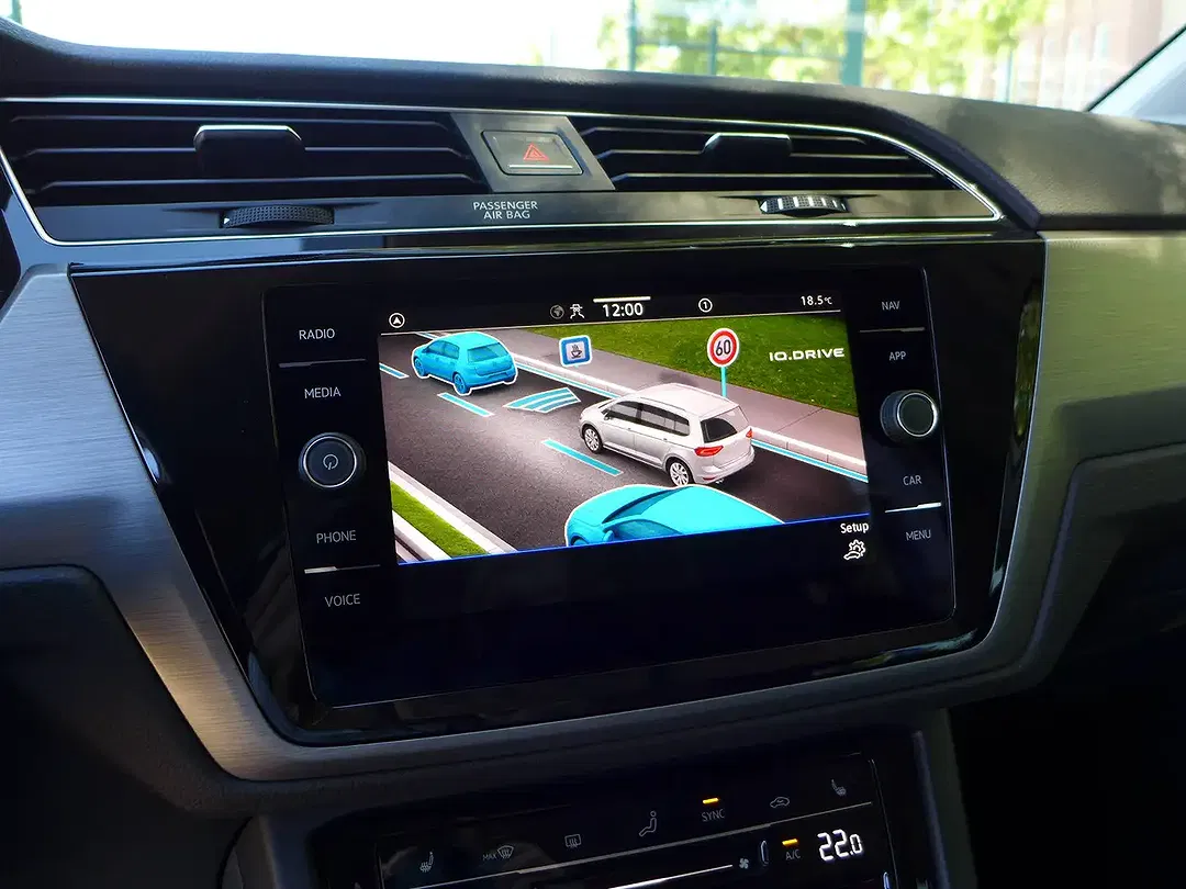 Volkswagen Touran 1.5 TSI DSG Comfortline - Thumbnail 7