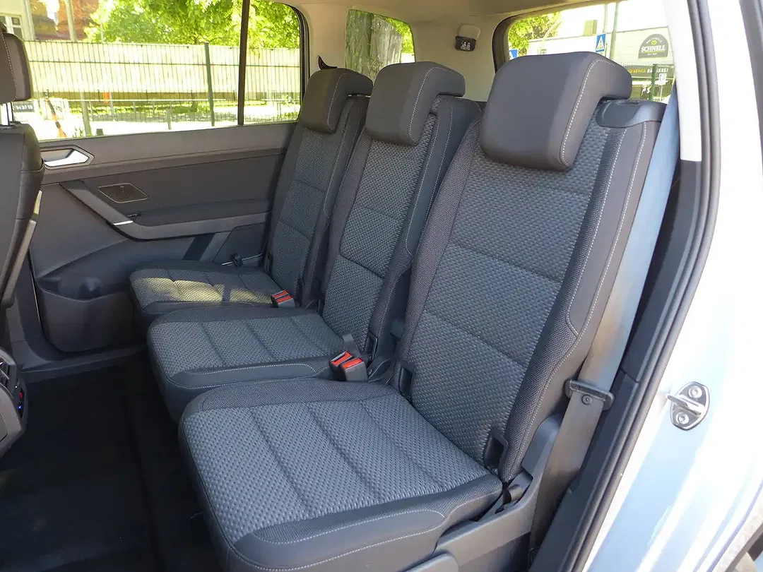 Volkswagen Touran 1.5 TSI DSG Comfortline - Thumbnail 9