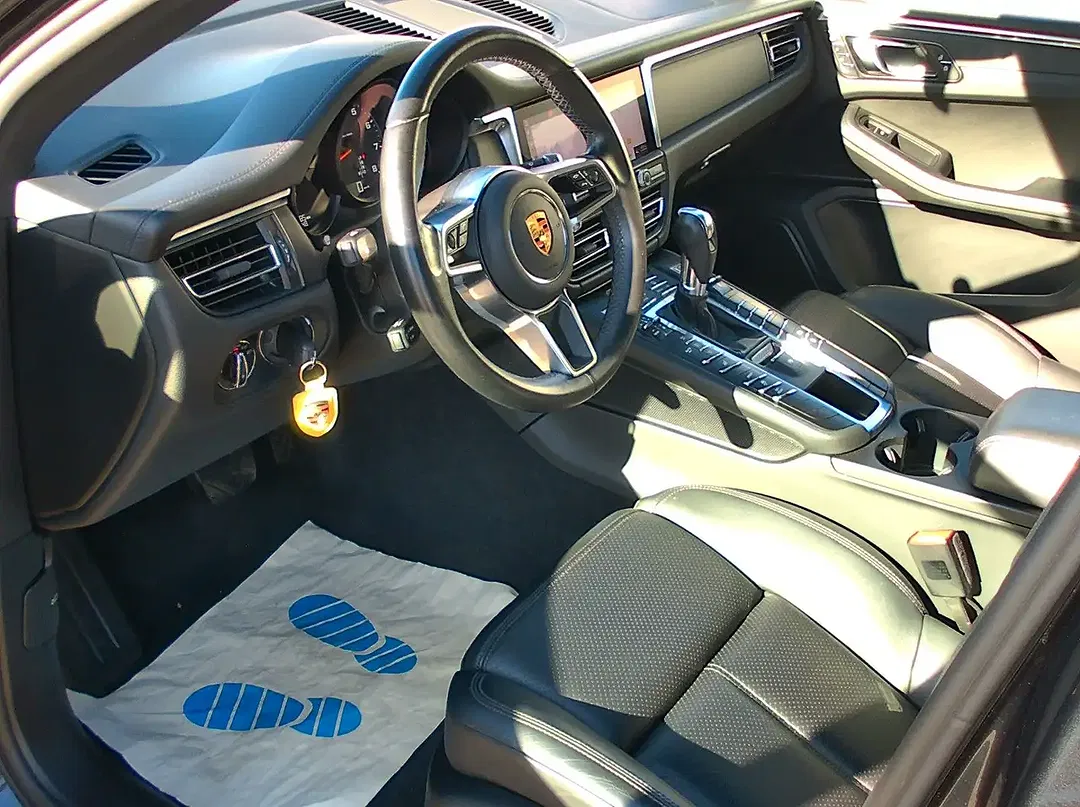 Porsche Macan - Thumbnail 12
