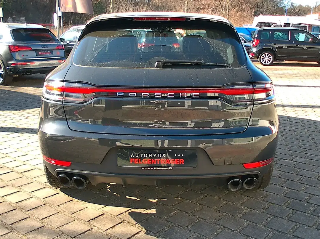 Porsche Macan - Thumbnail 5