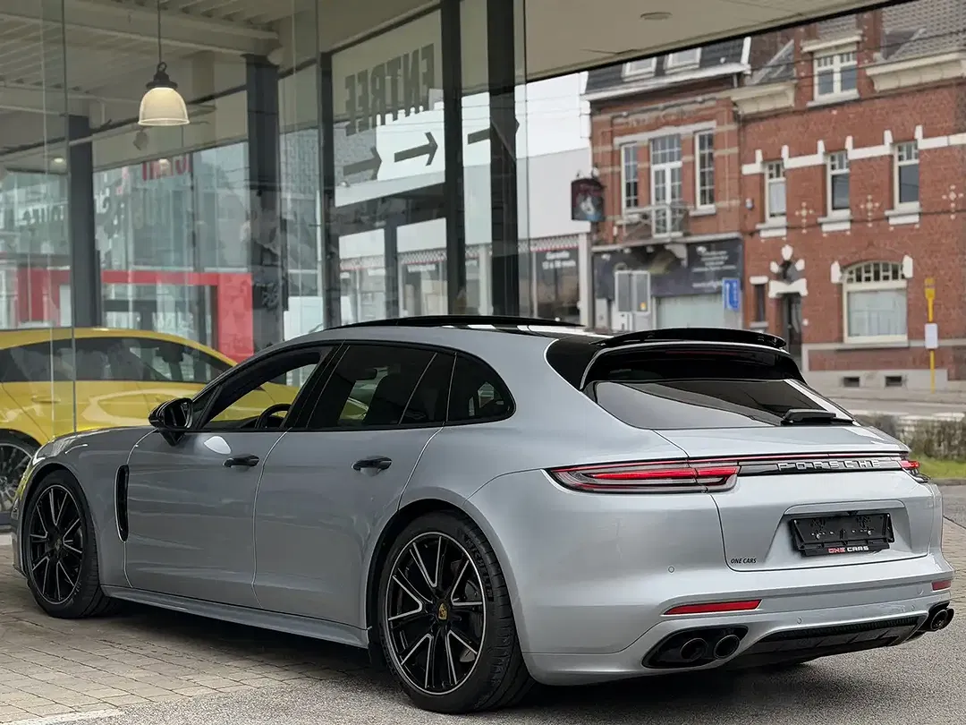 Porsche Panamera Turbo - Thumbnail 6
